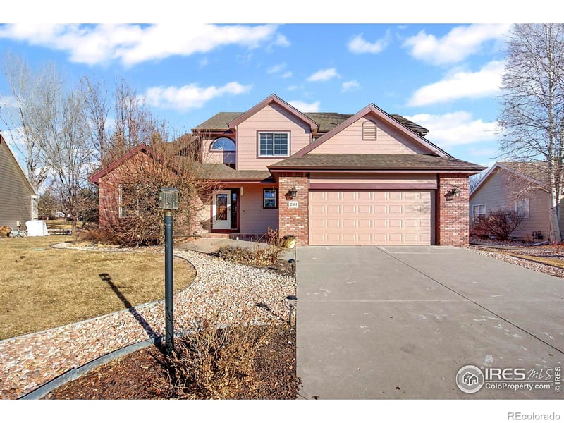 2511 Glendale Ct, Loveland, CO 80538