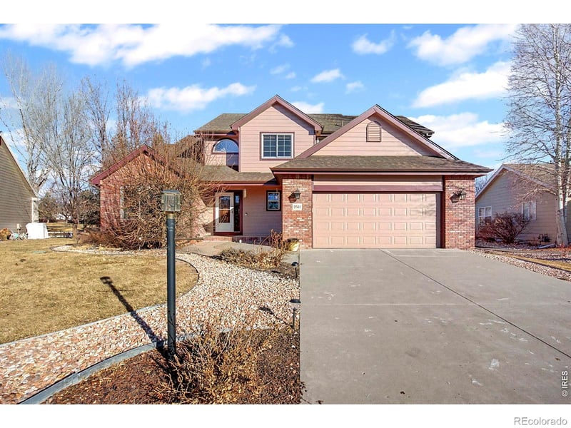 2511 Glendale Ct, Loveland, CO 80538
