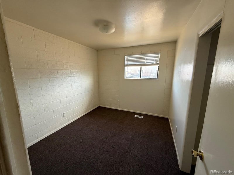 364 Greensboro , Colorado Springs, CO 80906