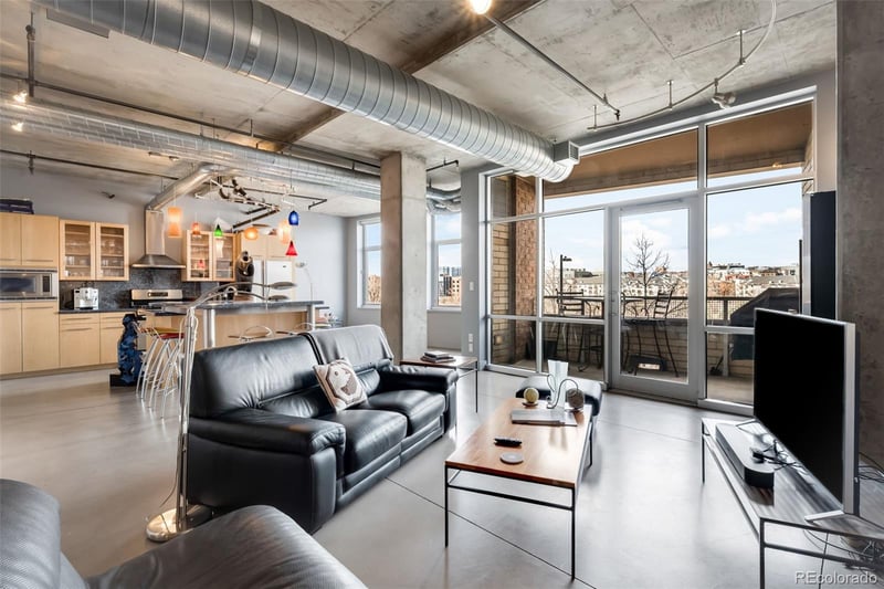 1610 Little Raven St #301, Denver, CO 80202