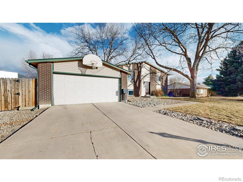 3346 Chestnut Ave, Loveland, CO 80538