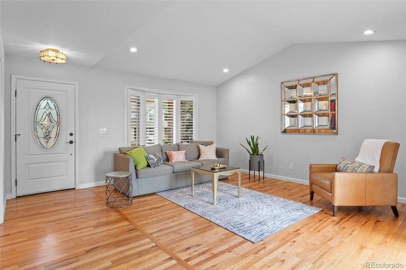 1721 Phillips Ave, Centennial, CO 80122