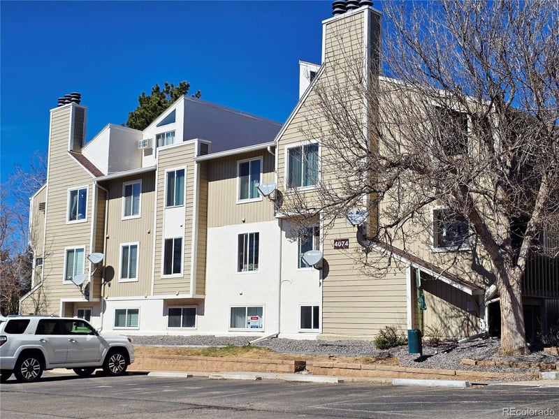 4074 Atchison Way #104, Aurora, CO 80014