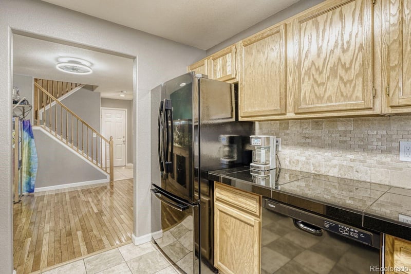 858 Granby Cir, Aurora, CO 80012