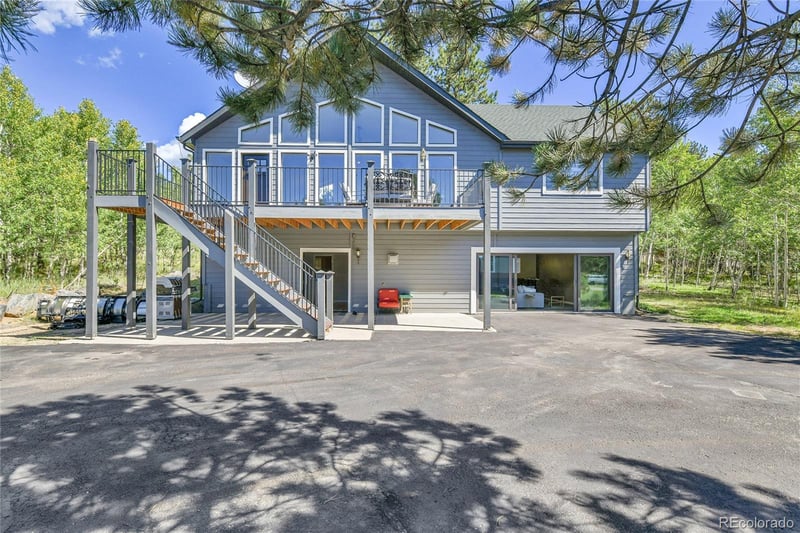 125 El Lobo Ln, Bailey, CO 80421