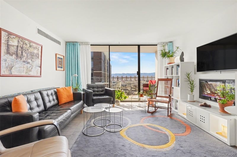 1020 15th St #32L, Denver, CO 80202