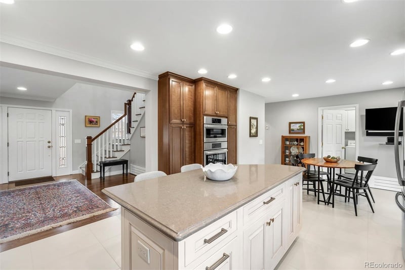 5832 Geneva St, Greenwood Village, CO 80111