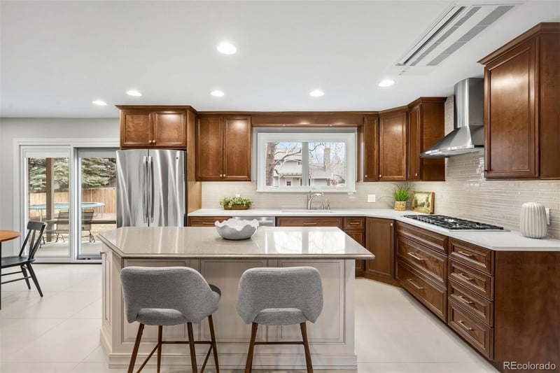 5832 S Geneva St, Greenwood Village, CO 80111