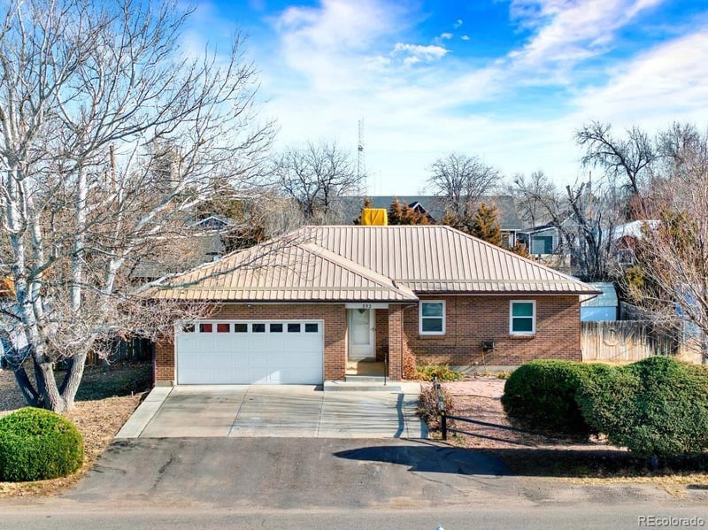 352 S Main St, Byers, CO 80103