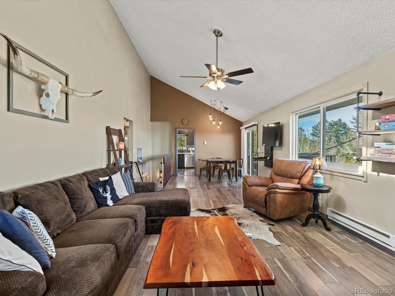 10131 City View Dr, Morrison, CO 80465