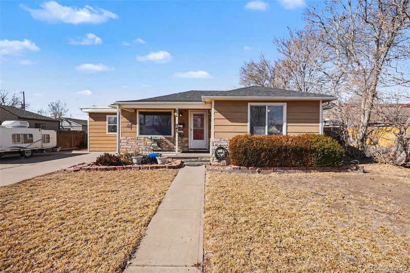 945 Eliot St, Denver, CO 80219