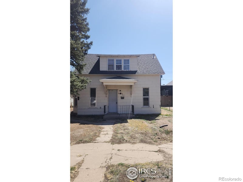 303 2nd St, Sterling, CO 80751