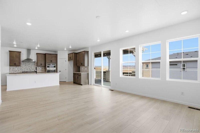 8784 Whiteclover St, Littleton, CO 80125