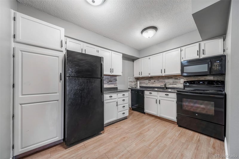 10150 Virginia Ave #15-101, Denver, CO 80247