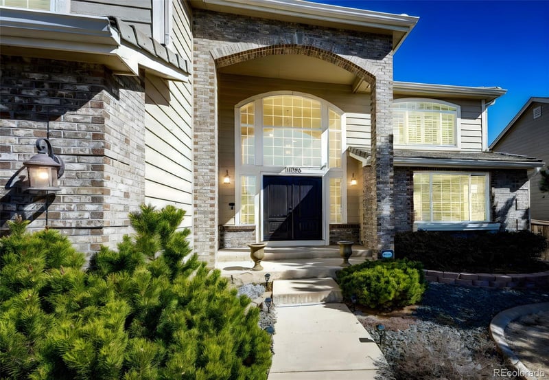10086 Wyecliff Dr, Highlands Ranch, CO 80126