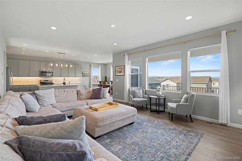 5028 Basalt Ridge Cir, Castle Rock, CO 80108