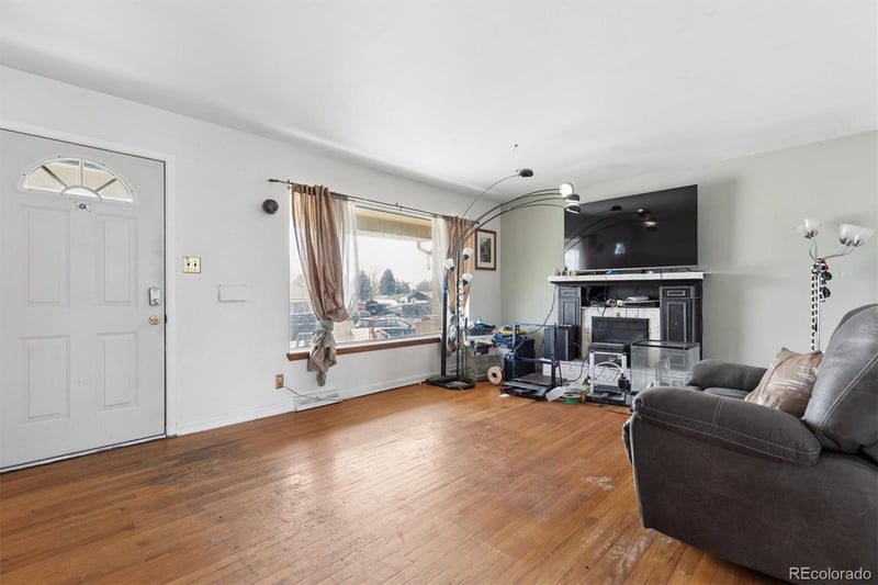 1385 Depew St, Lakewood, CO 80232