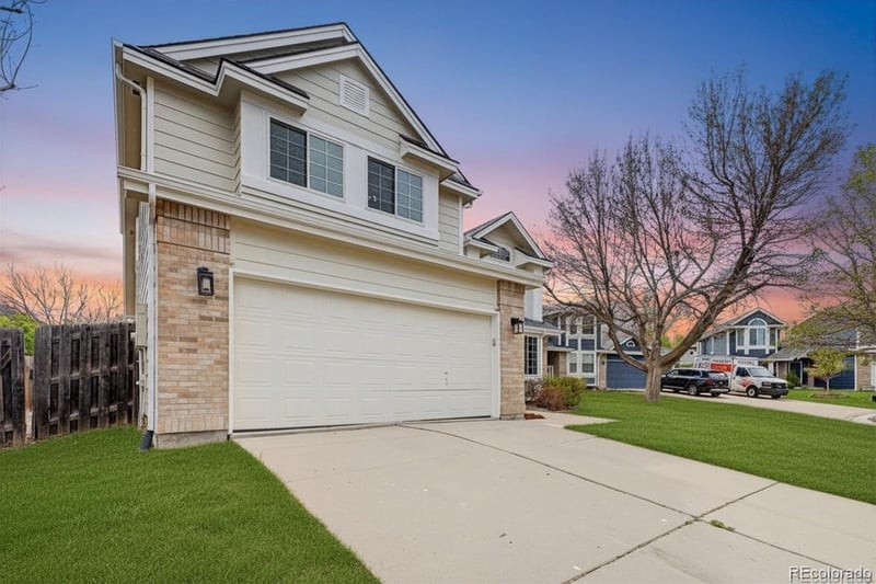 5532 Lisbon Ln, Centennial, CO 80015