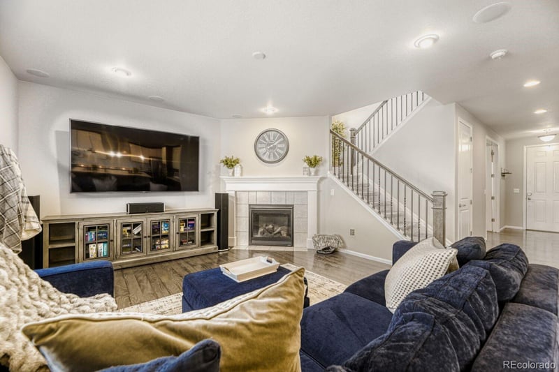 11230 Endeavor Dr, Parker, CO 80134