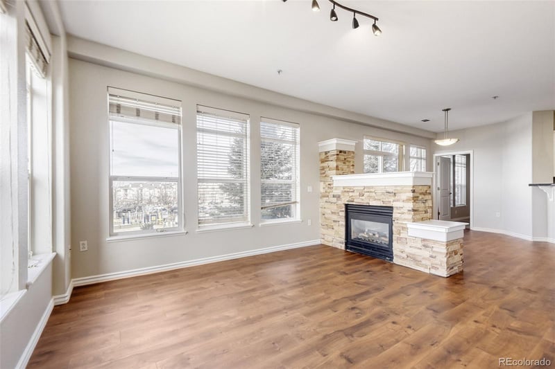 10176 Park Meadows Dr #2109, Lone Tree, CO 80124