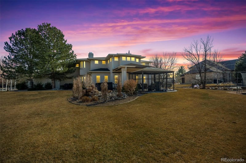7 Sandpiper Cir, Thornton, CO 80241