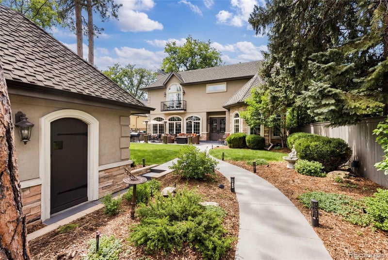 1160 Monaco Pw, Denver, CO 80220