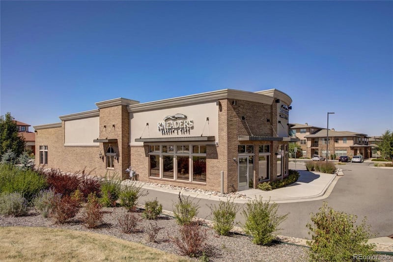 9846 Zenith Meridian Dr, Englewood, CO 80112