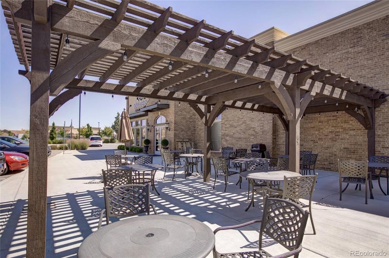 9846 Zenith Meridian Dr, Englewood, CO 80112