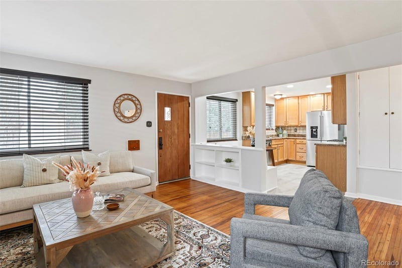 1150 Ivanhoe St, Denver, CO 80220