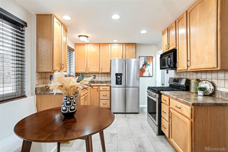 1150 Ivanhoe St, Denver, CO 80220