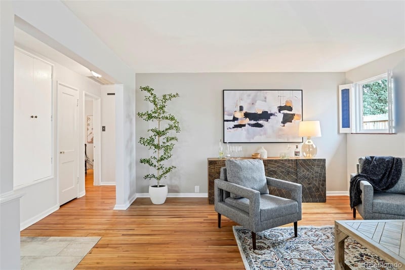 1150 Ivanhoe St, Denver, CO 80220