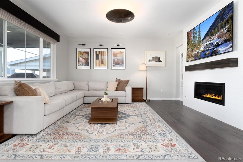 7192 Uriah St, Aurora, CO 80016