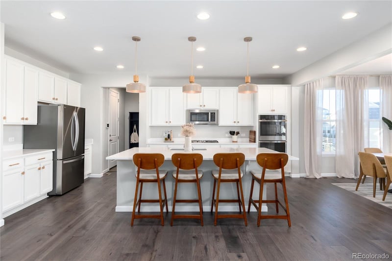 7192 Uriah St, Aurora, CO 80016