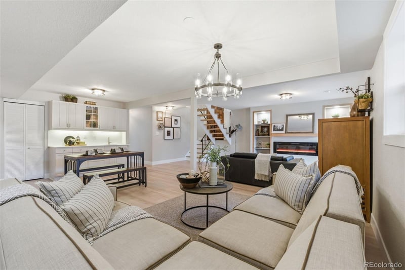 3111 Holly Pl, Denver, CO 80222