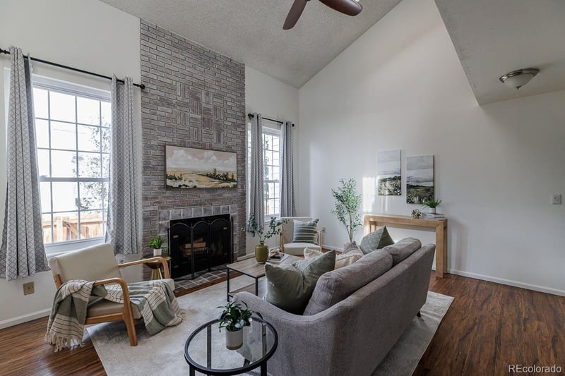 6877 Dover Way, Littleton, CO 80128