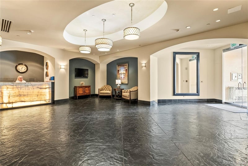 975 Lincoln St #8B, Denver, CO 80203