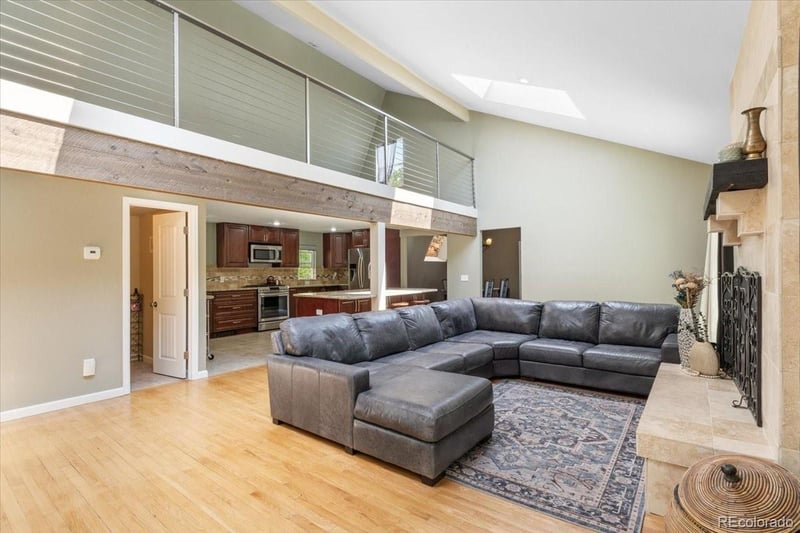 7085 Kiowa Rd, Larkspur, CO 80118