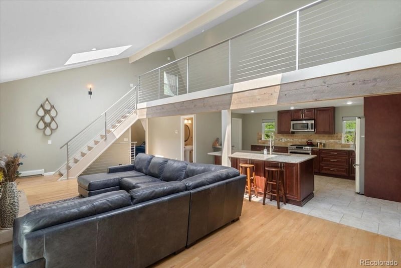 7085 Kiowa Rd, Larkspur, CO 80118