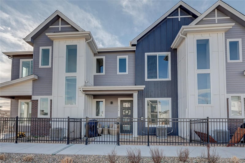 1934 Poplar Ct, Denver, CO 80224