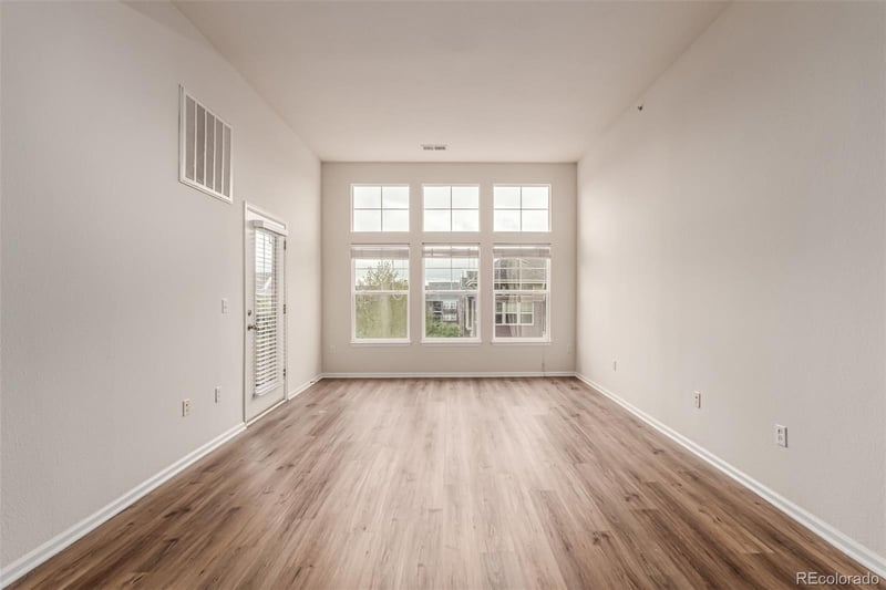 9633 5th Ave #10304, Denver, CO 80230