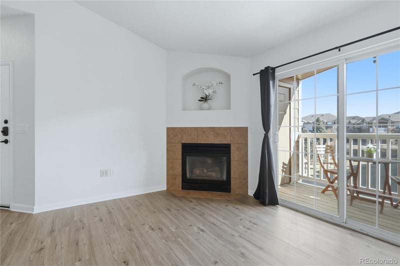 7440 Blackhawk St #14-305, Englewood, CO 80112