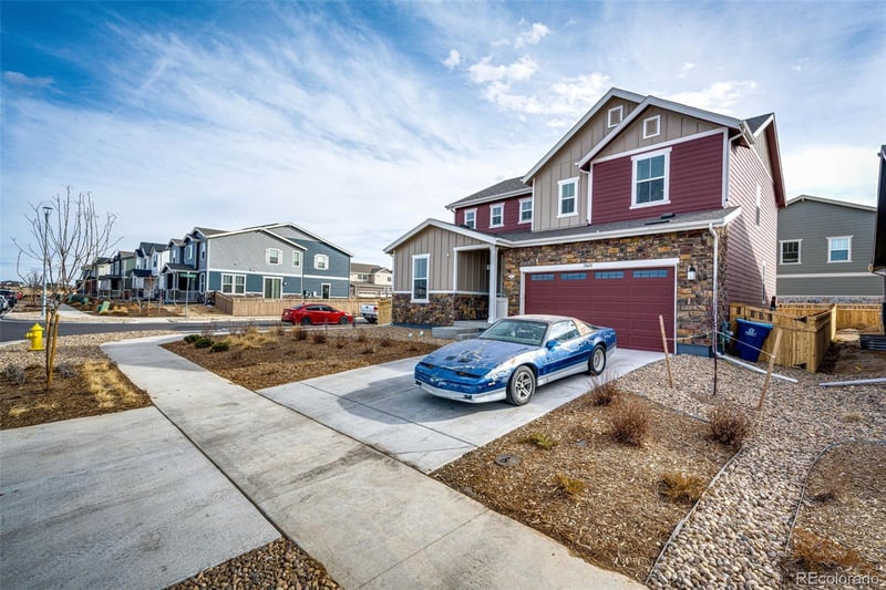 20630 58th Ave, Aurora, CO 80019