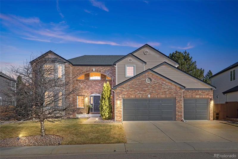 8555 Green Island Cir, Lone Tree, CO 80124