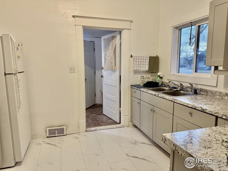 506 Raymond St, Haxtun, CO 80731