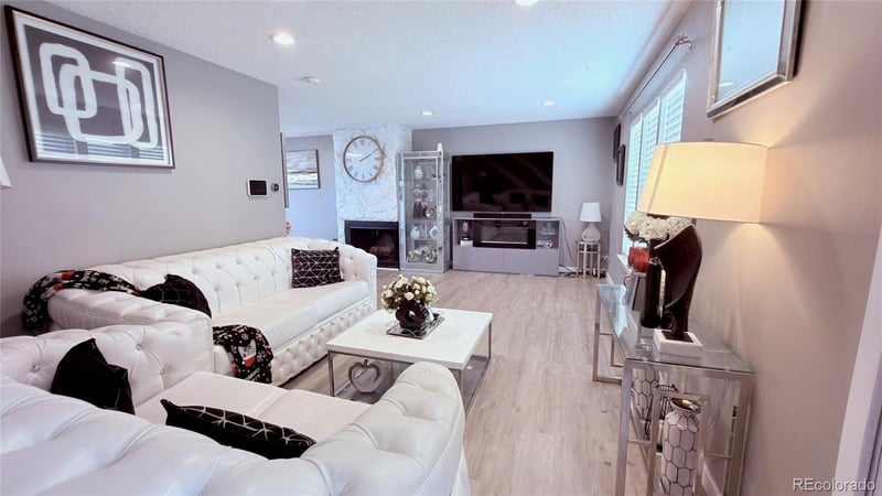 1915 Oakland Way, Aurora, CO 80014