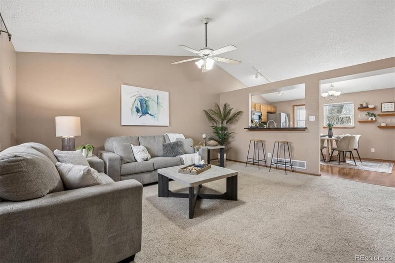 12147 Hudson Ct, Thornton, CO 80241