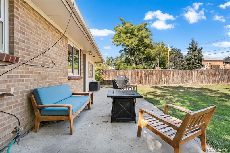 8560 Crescent Dr, Westminster, CO 80031