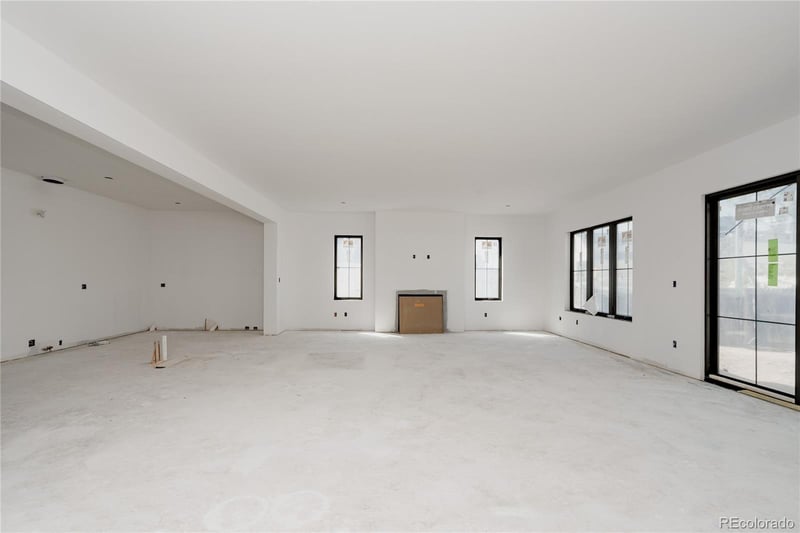 1935 Meade St, Denver, CO 80211