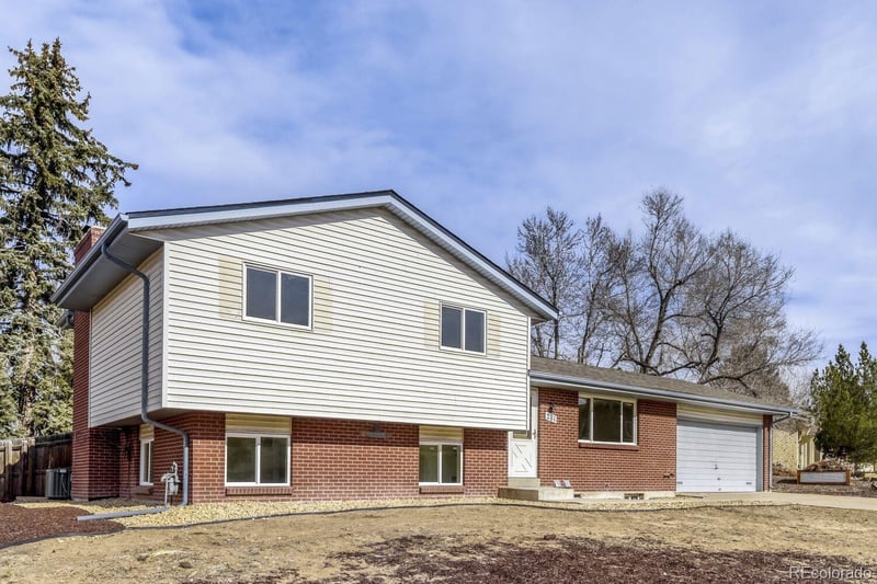 281 Acoma Dr, Littleton, CO 80120