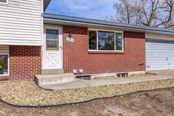 281 Acoma Dr, Littleton, CO 80120